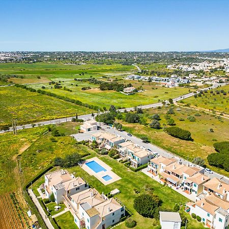 A Vilita Beach Apartment Пера Экстерьер фото